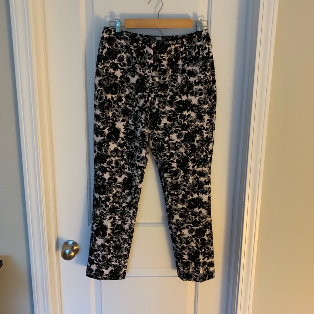 Black and White Floral Cynthia Rowley Dress Pants